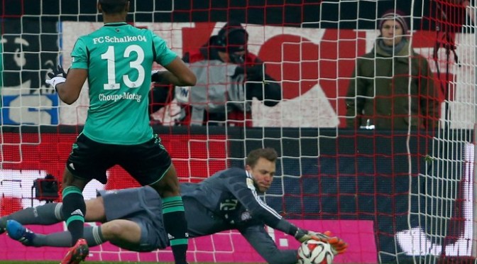 Schalke hold 10-man Bayern to a 1-1 draw at the Allianz Arena